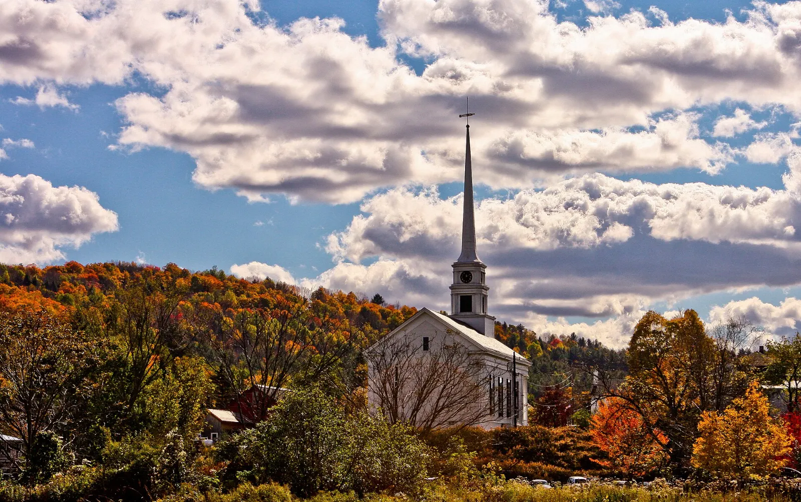 Stowe Vermont Fall Foliage and Mount Mansfield Views