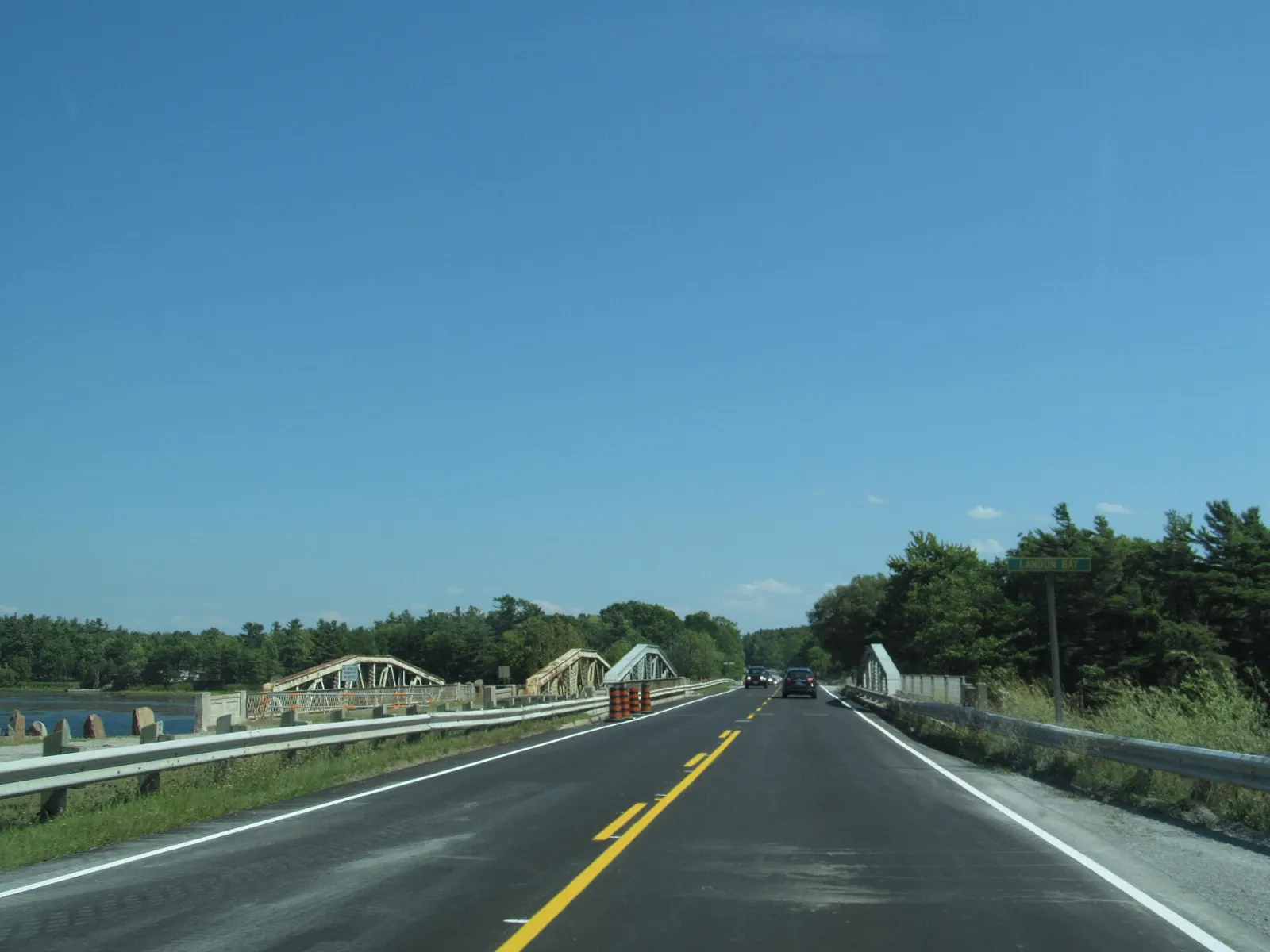 Scenic 1000 Islands Parkway beside the St. Lawrence River, Thousand Islands, Ontario