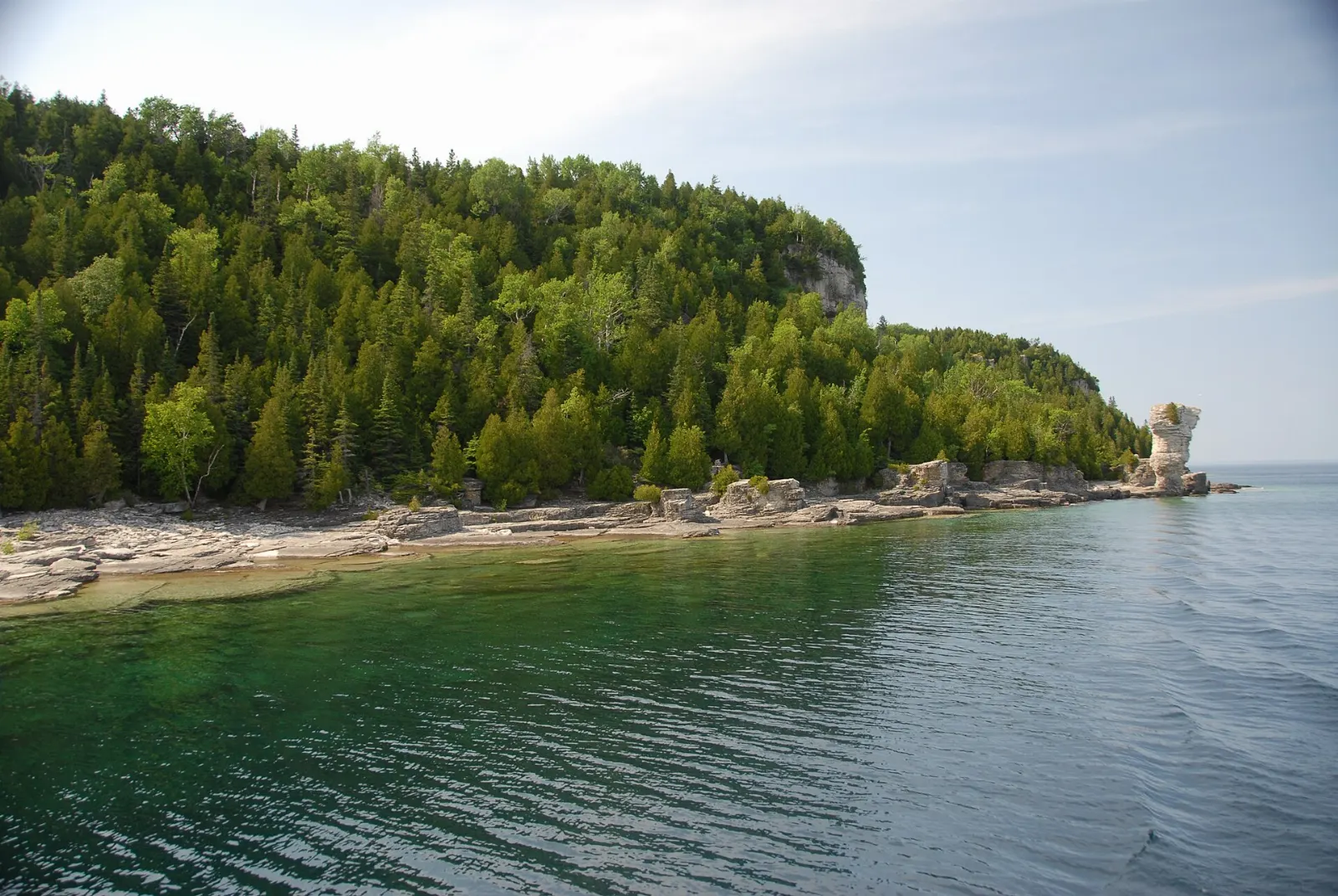 Flowerpot rock pillars on the shore of Flowerpot Island, Tobermory, Ontario