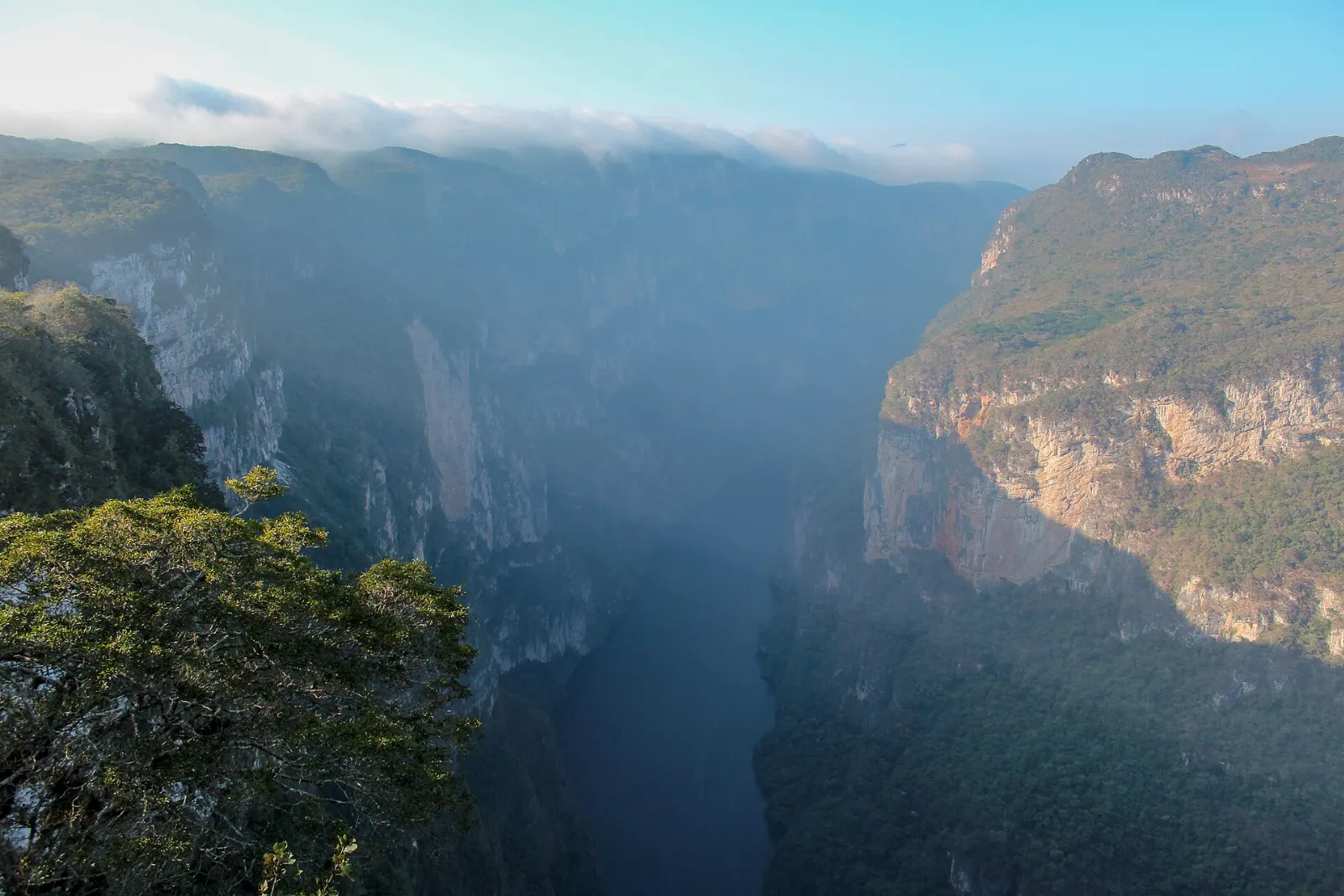 View from a mirador over the Sumidero Canyon, Tuxtla Gutiérrez, Chiapas