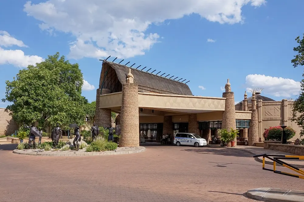 Victoria Falls Hotel, Victoria Falls