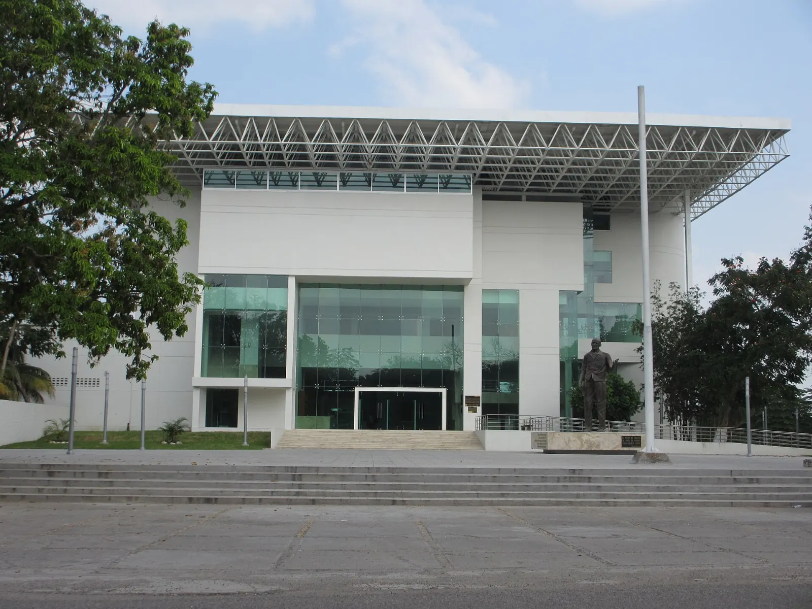 Entrance of the Regional Museum of Anthropology in Villahermosa, Tabasco