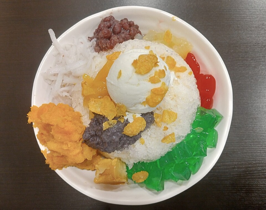 Halo-halo, a local dish of Manila