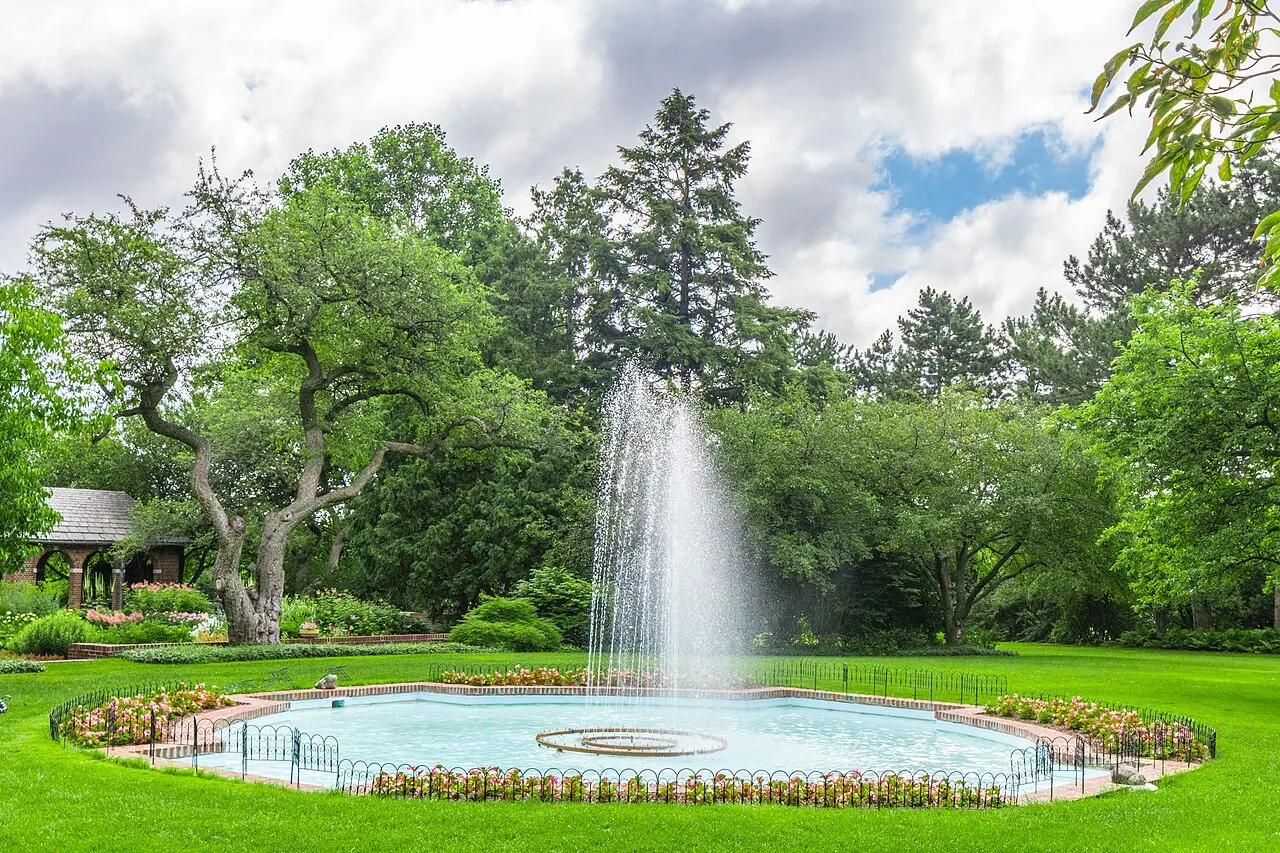 Applewood Estate, Flint, Michigan, United States
