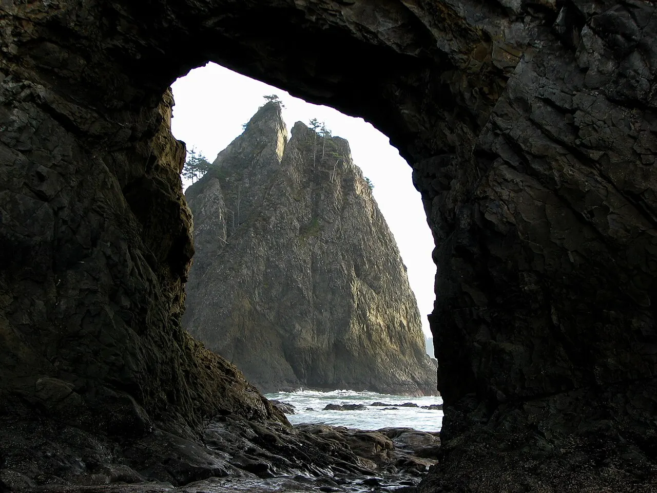 Rialto Beach and Hole-in-the-Wall, Olympic National Park, Washington, United States