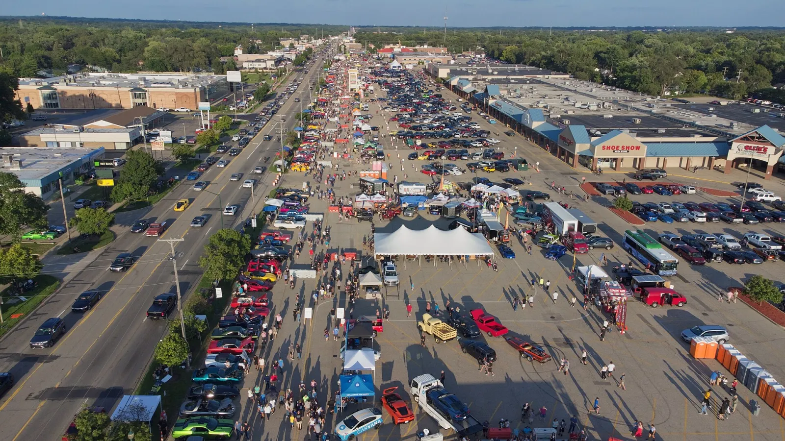 28th Street Metro Cruise, Wyoming, Michigan, United States