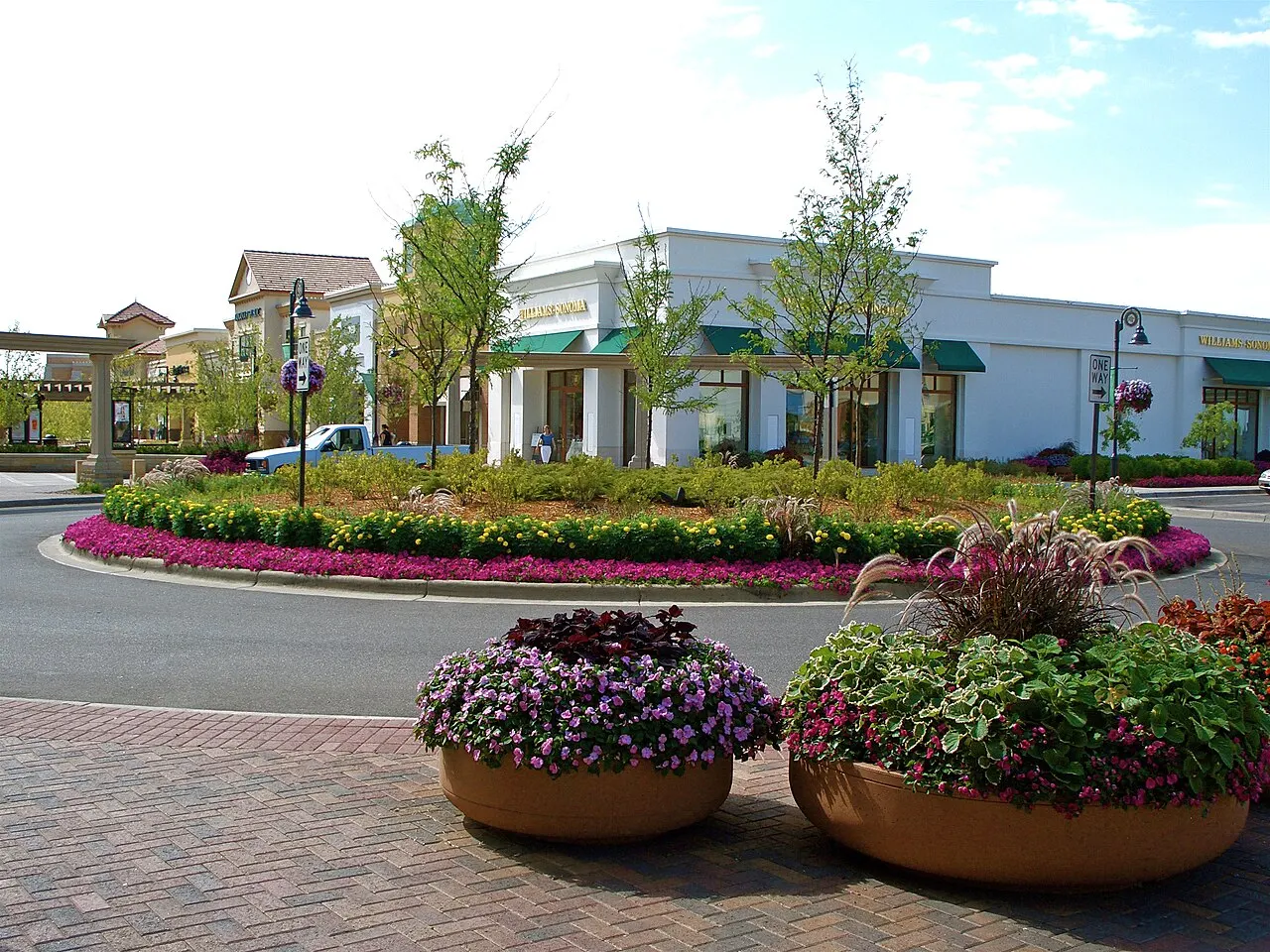 The Shoppes at Arbor Lakes, Maple Grove, Minnesota, United States