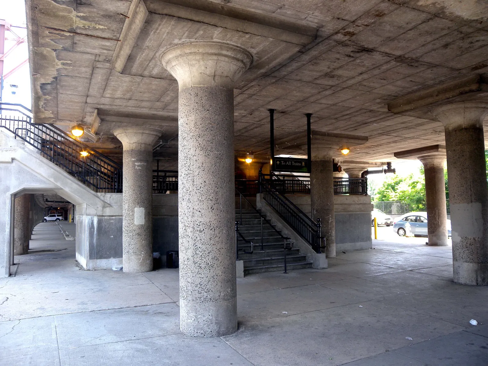 Brick Church Station under jeh, East Orange, New Jersey, United States