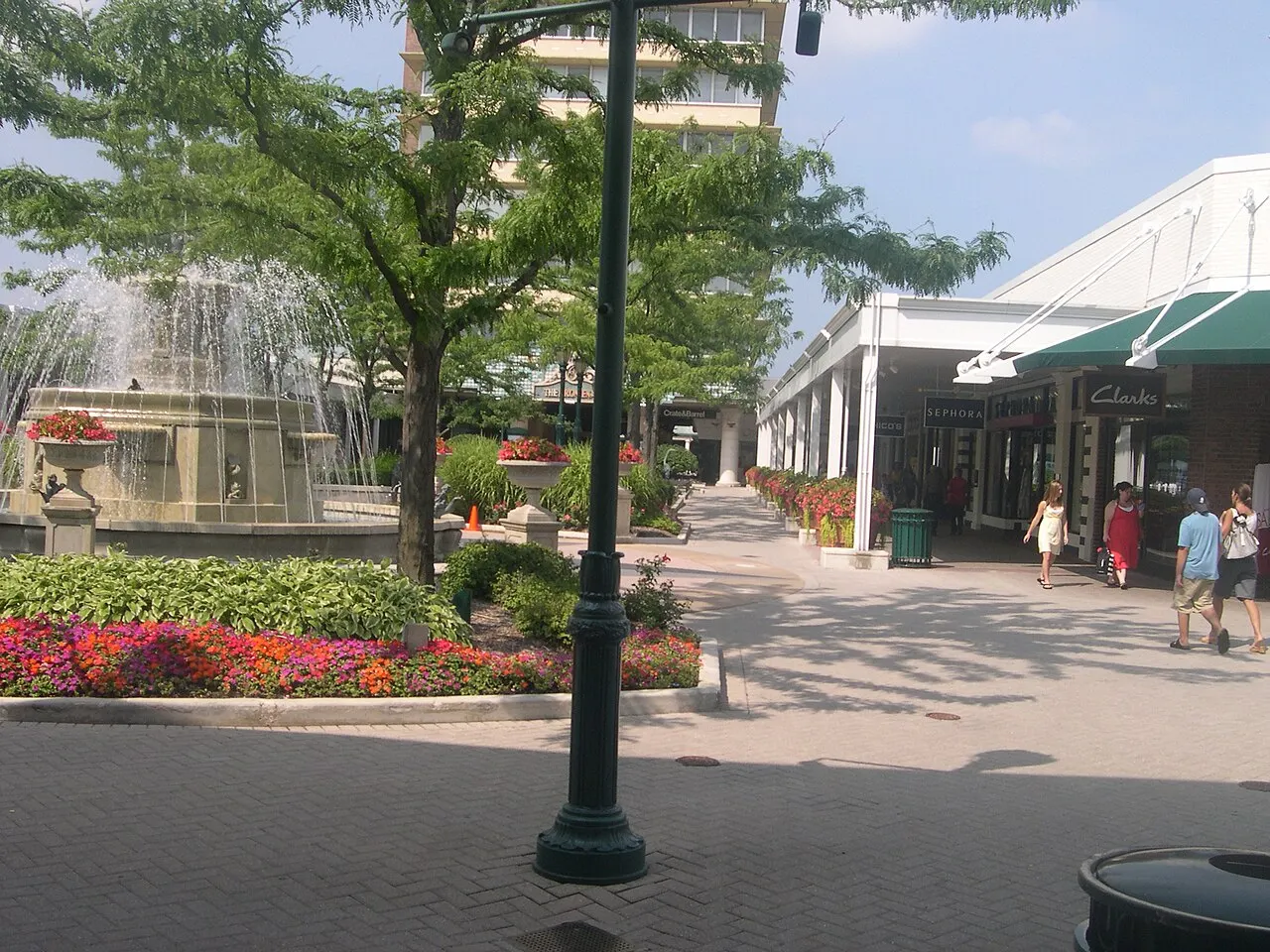 Westfield Old Orchard, Skokie, Illinois, United States