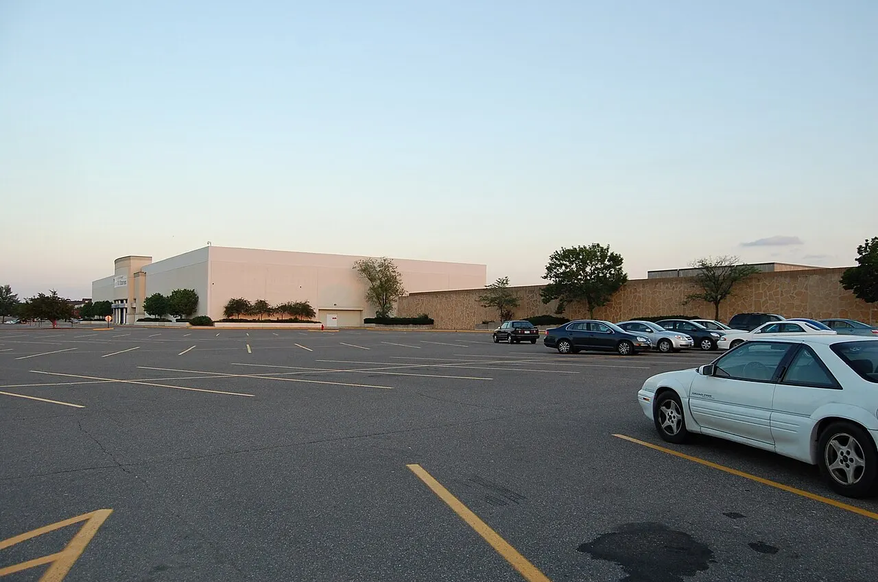 Northtown Mall, Blaine, Minnesota, United States