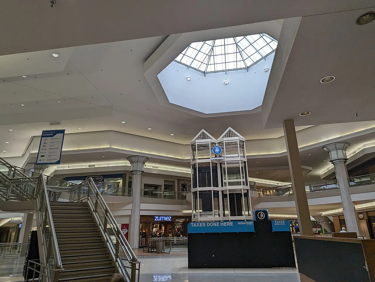Burnsville Center, Burnsville, Minnesota, United States