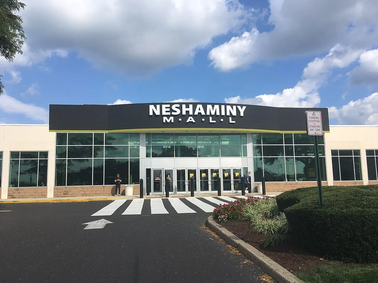 Neshaminy Mall, Bensalem, Pennsylvania, United States