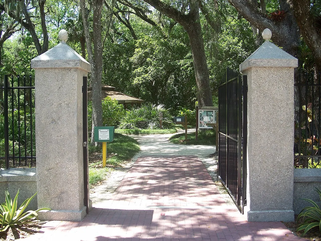 Dunlawton Sugar Mill Gardens, Port Orange, Florida, United States