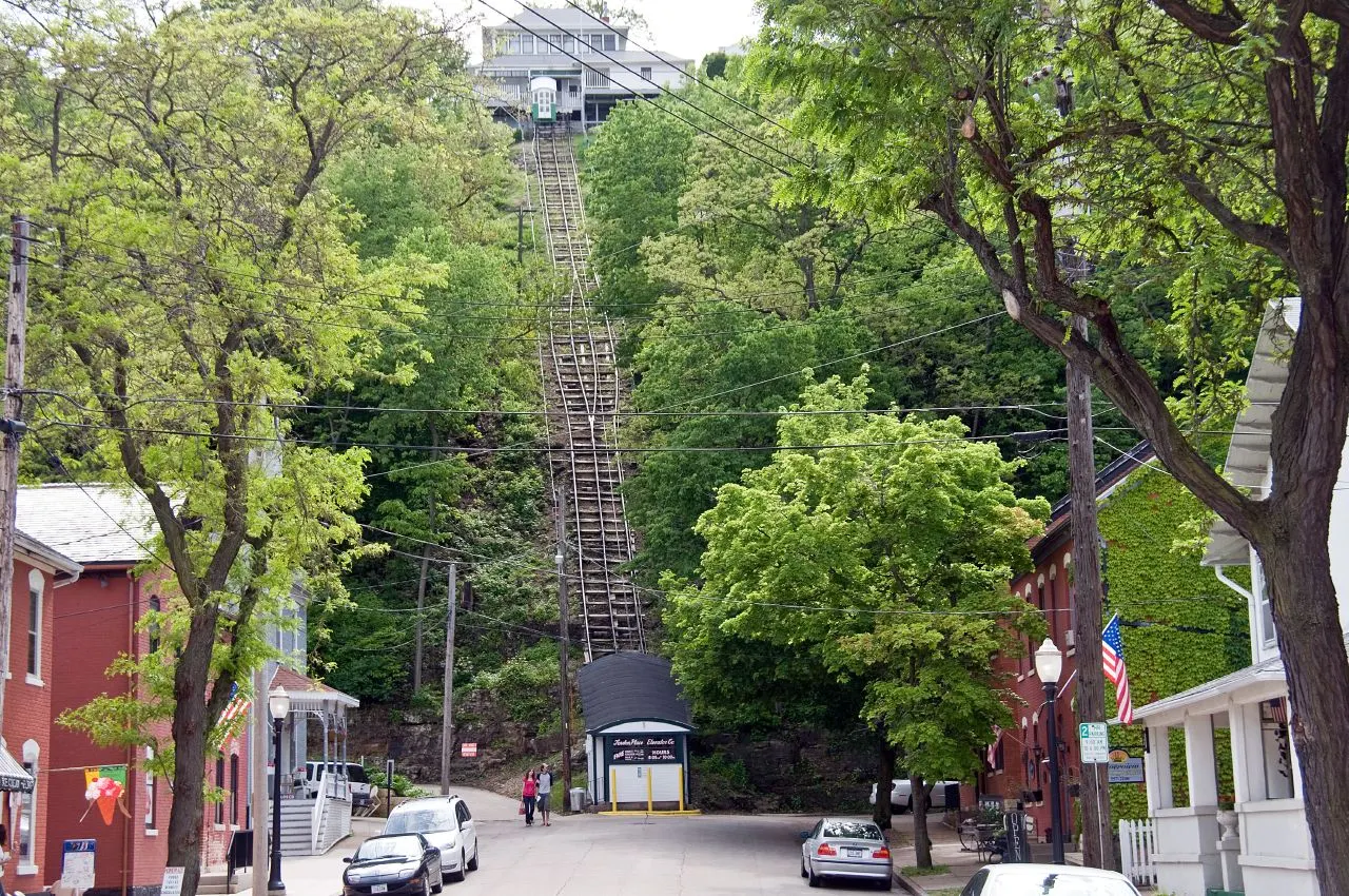 Fenelon Place Elevator, Dubuque, Iowa, United States
