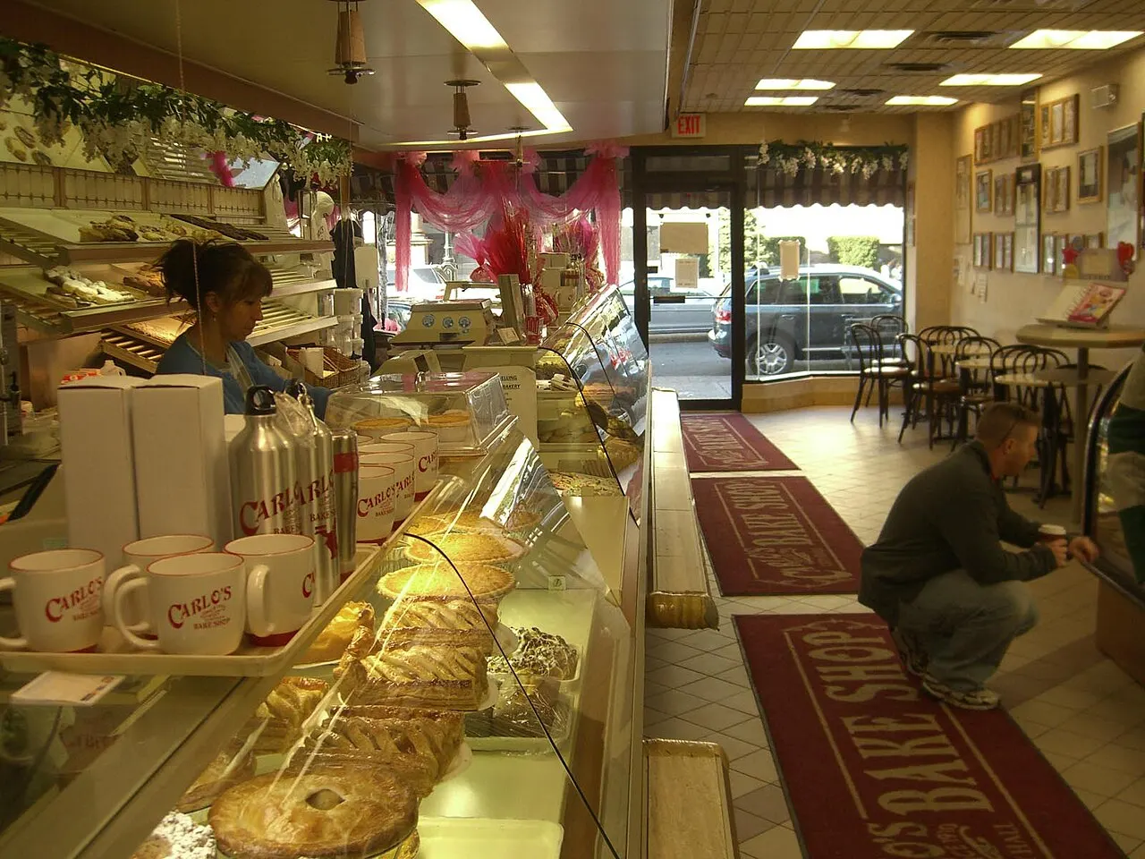 Carlo's Bake Shop, Hoboken, New Jersey, United States