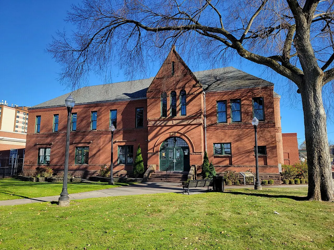 Raymond Library East Hartford, East Hartford, Connecticut, United States