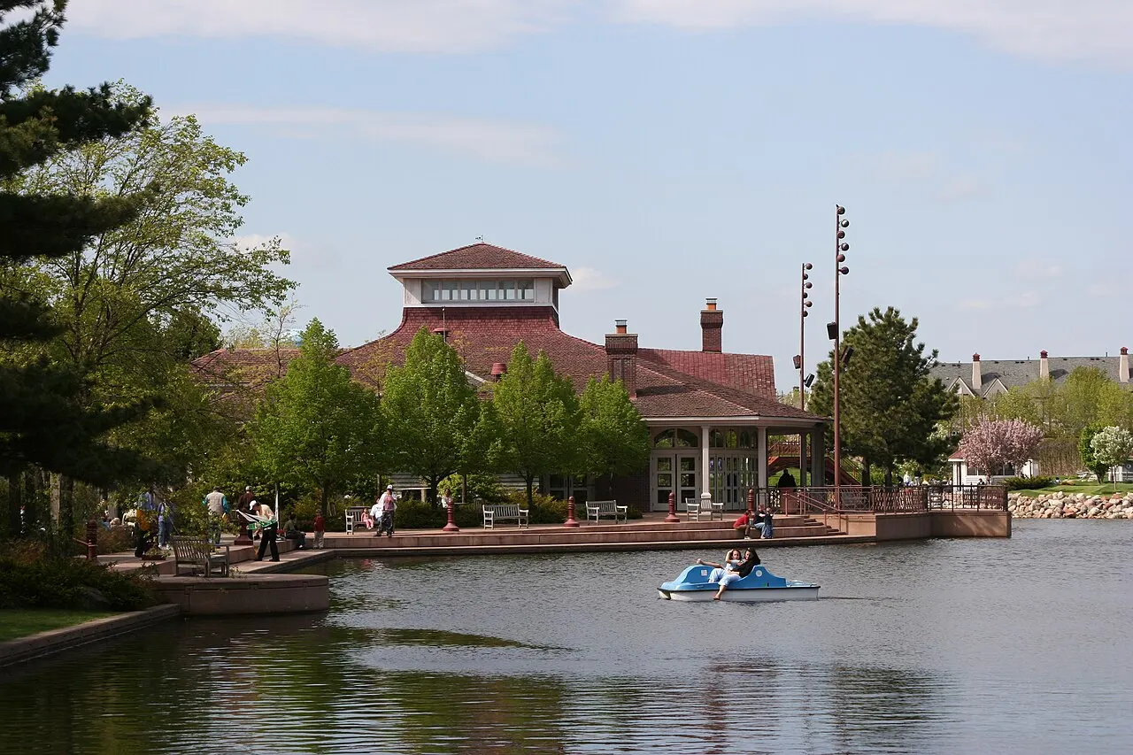 Centennial Lakes Park, Edina, Minnesota, United States