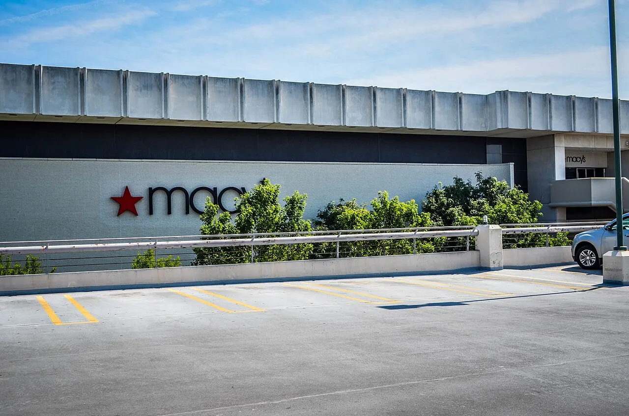 Tysons Corner Center, McLean, Virginia, United States