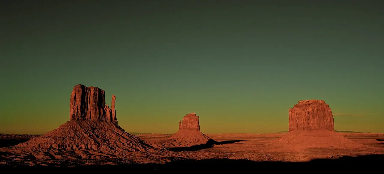 The visitor center and the Mittens, Monument Valley, Arizona and Utah, United States
