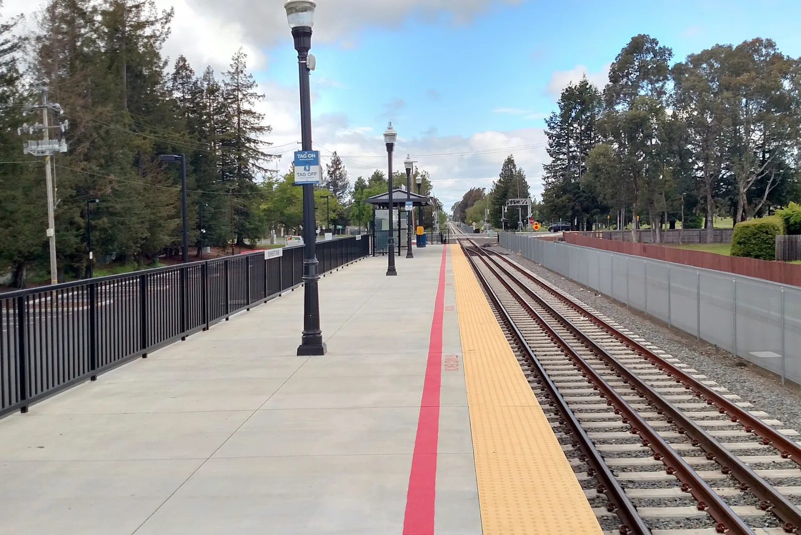 Rohnert Park station facing north, April 2018, Rohnert Park, California, United States