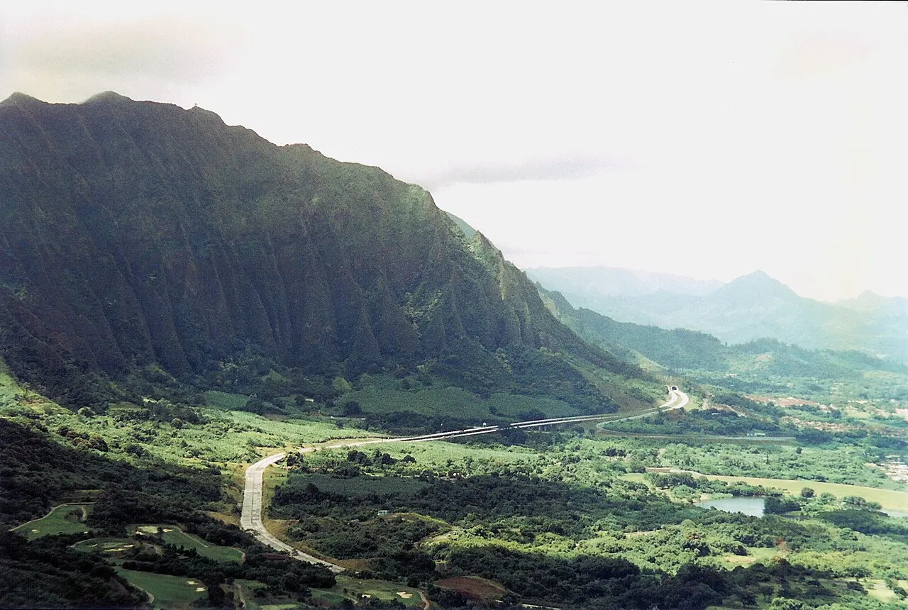 Nuuanu Pali Lookout, Honolulu, Hawaii, United States