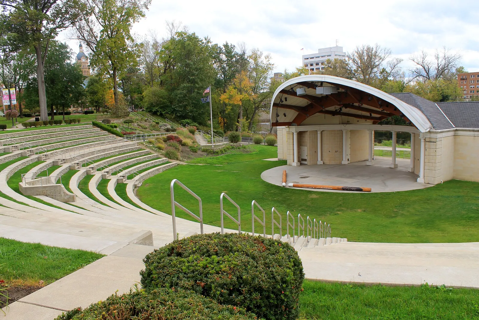 Warren Community Amphitheatre, Warren, Ohio, United States