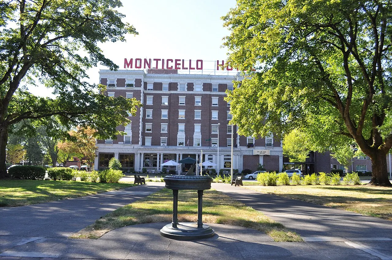 Longview Civic Center Historic District, Longview, Washington, United States