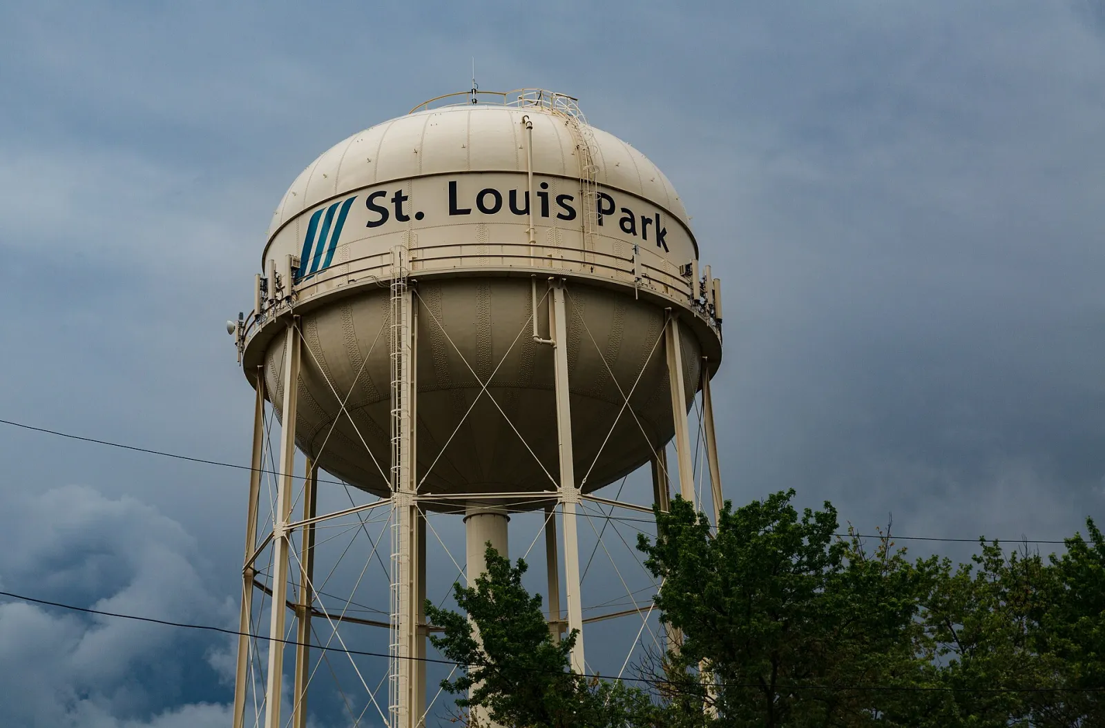 City of Saint Louis Park, Minnesota SLP Water Tower (39795249324), Saint Louis Park, Minnesota, United States