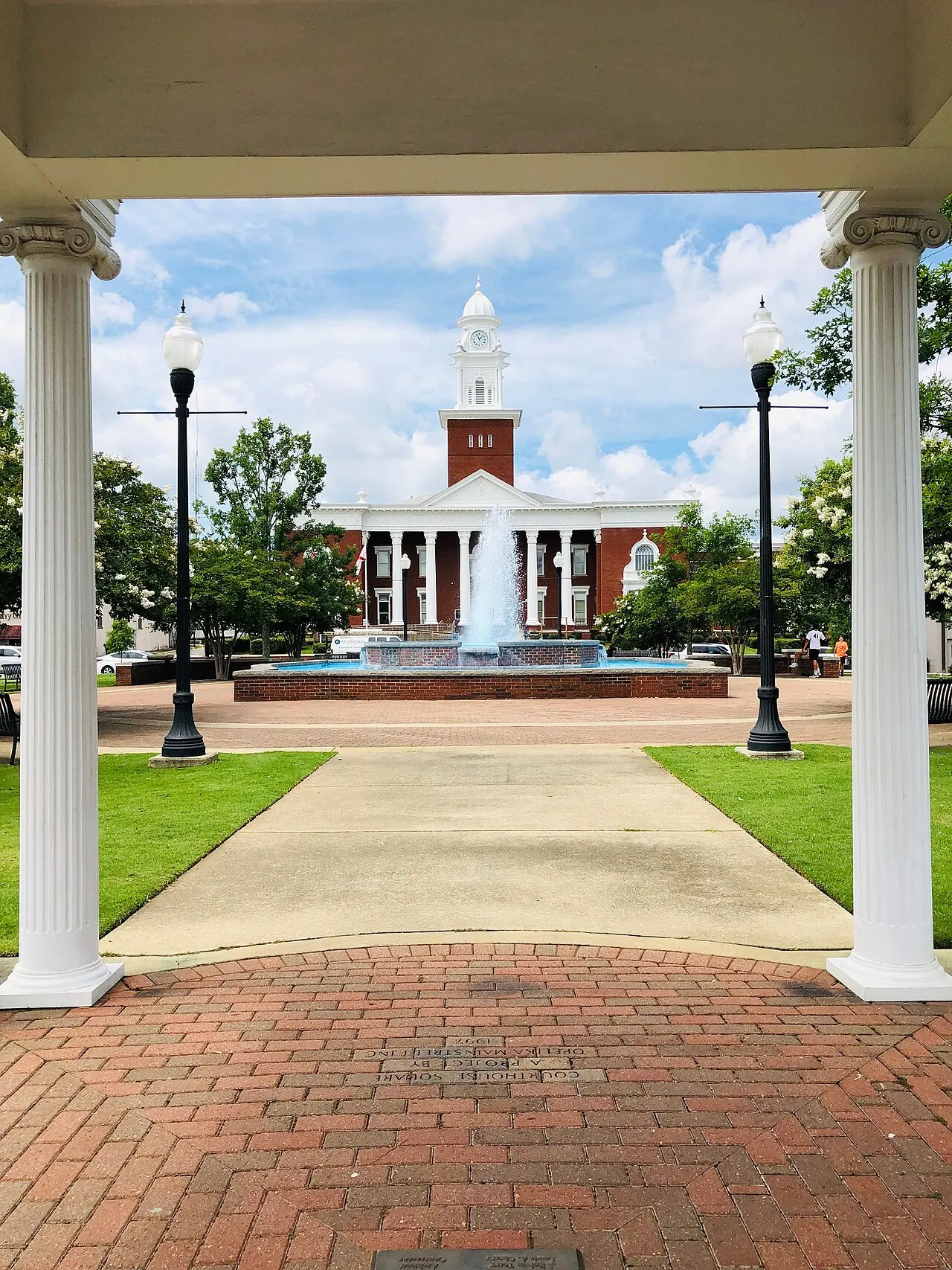 Lee County Courthouse Opelika, Opelika, Alabama, United States