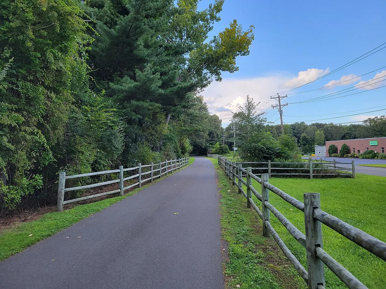 Farmington Canal Heritage Trail in Cheshire, Cheshire, Connecticut, United States