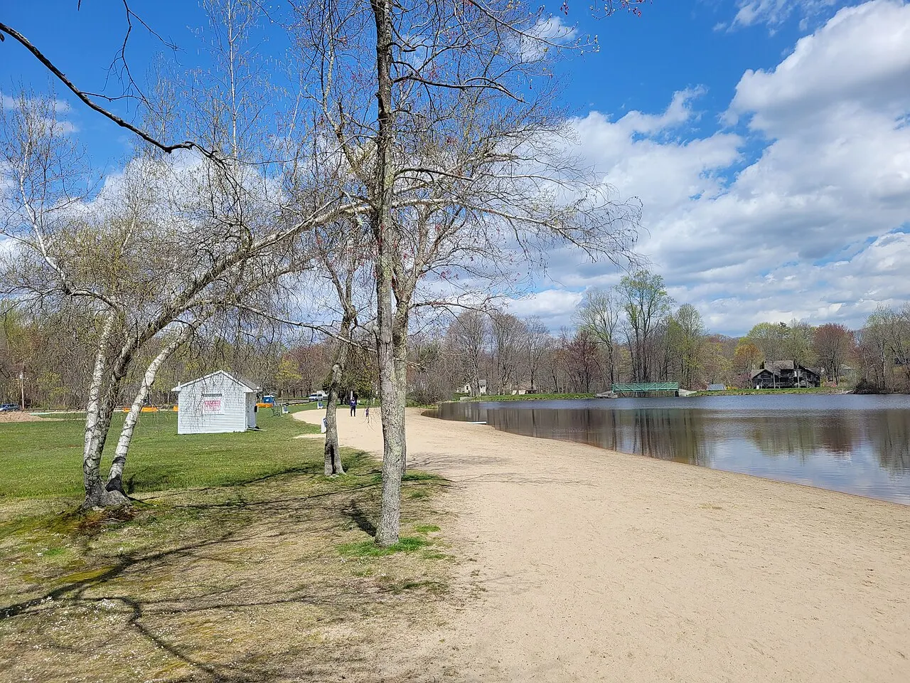 Mixville Park, Cheshire, Connecticut, United States
