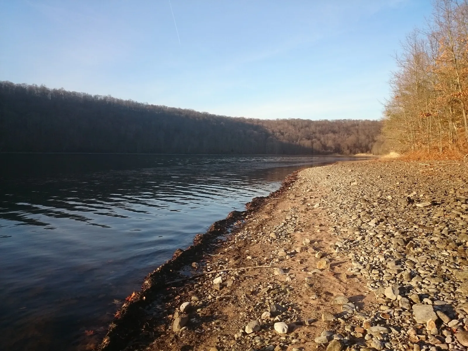 Lake Saltonstall panoramio, East Haven, Connecticut, United States