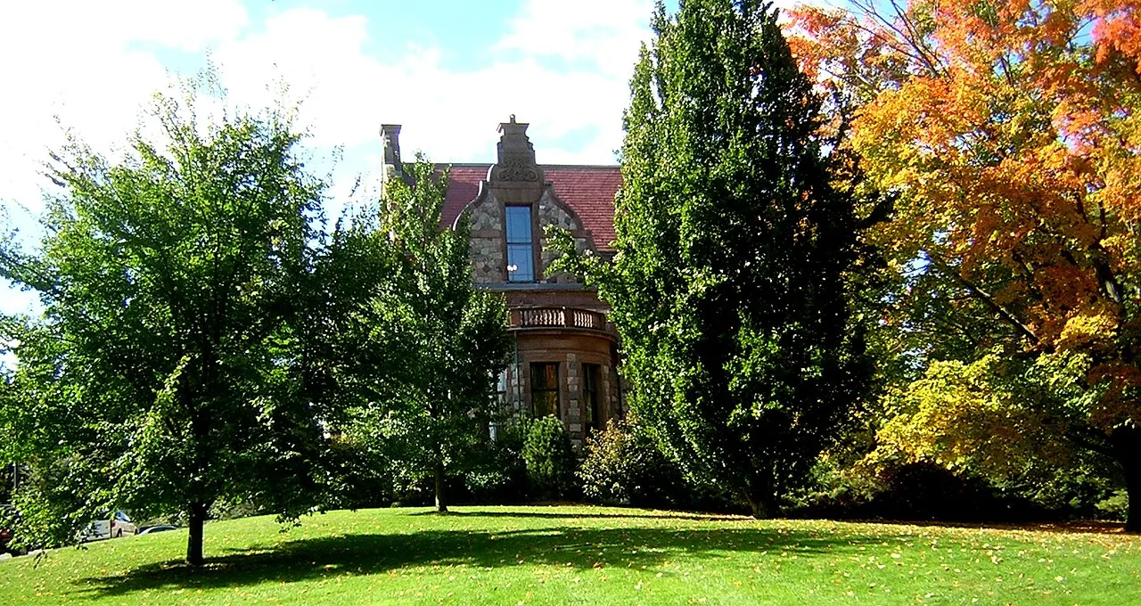 Wellesley Town Hall, Wellesley, Massachusetts, United States