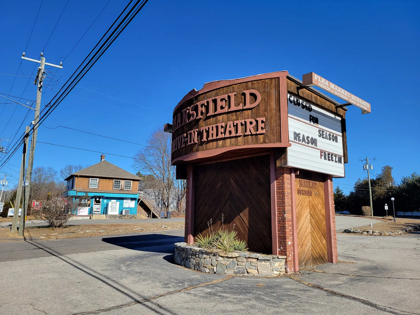 Mansfield Drive-In Theatre, Mansfield City, Connecticut, United States