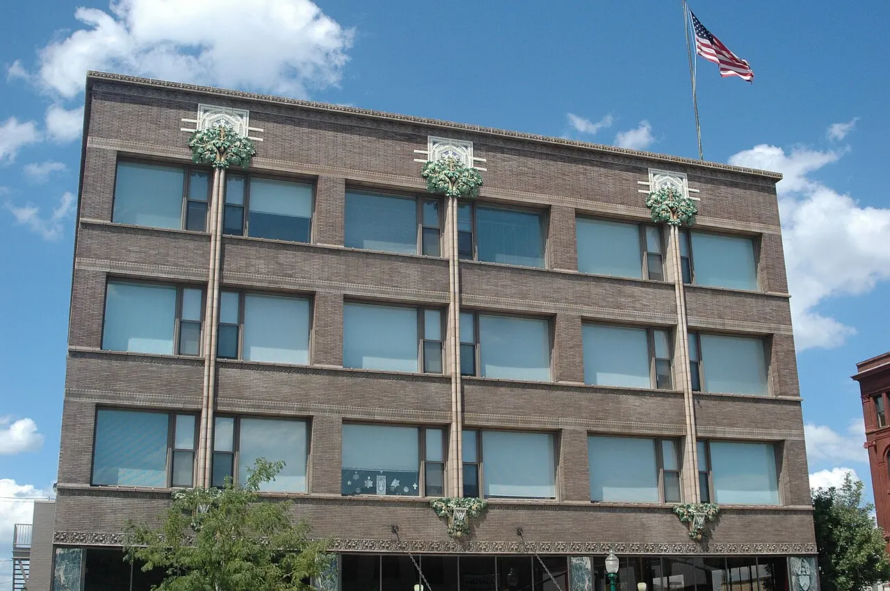 Van Allen Building, Clinton, Iowa, United States