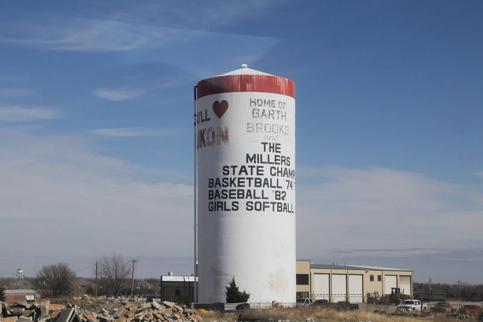 Garth Brooks Watertower, Yukon Oklahoma USA panoramio, Yukon, Oklahoma, United States