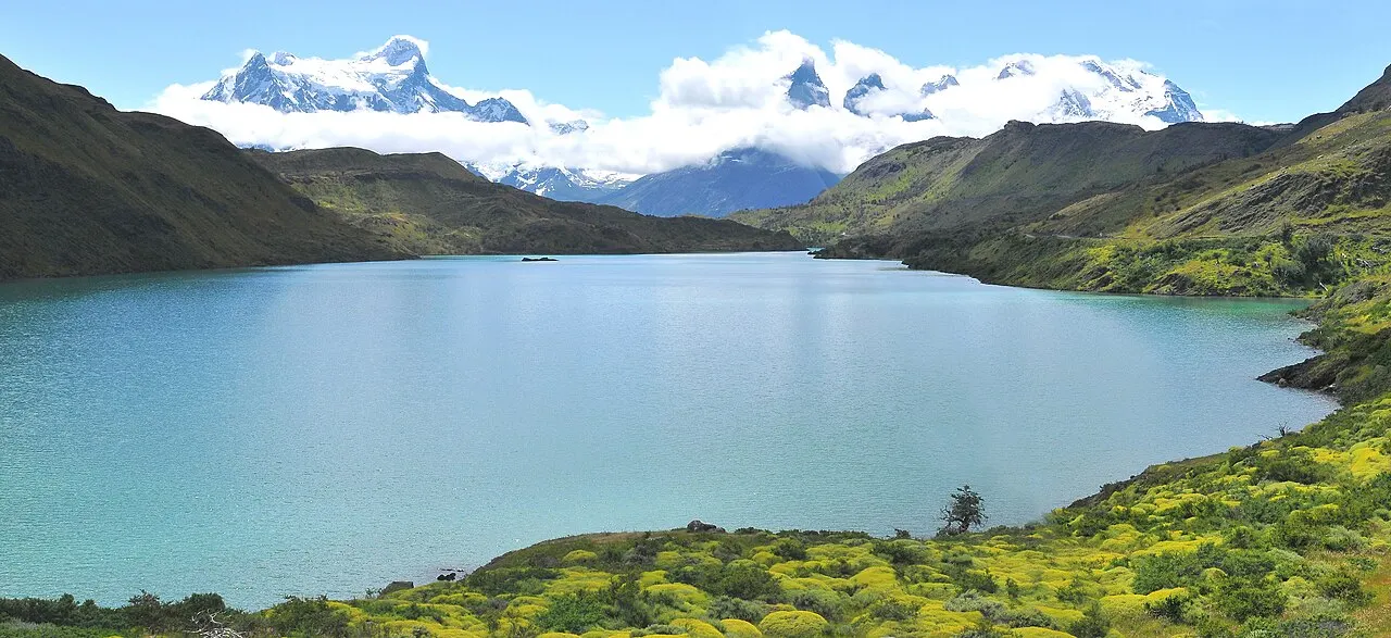 Lago Pehoé, Torres del Paine, Chile