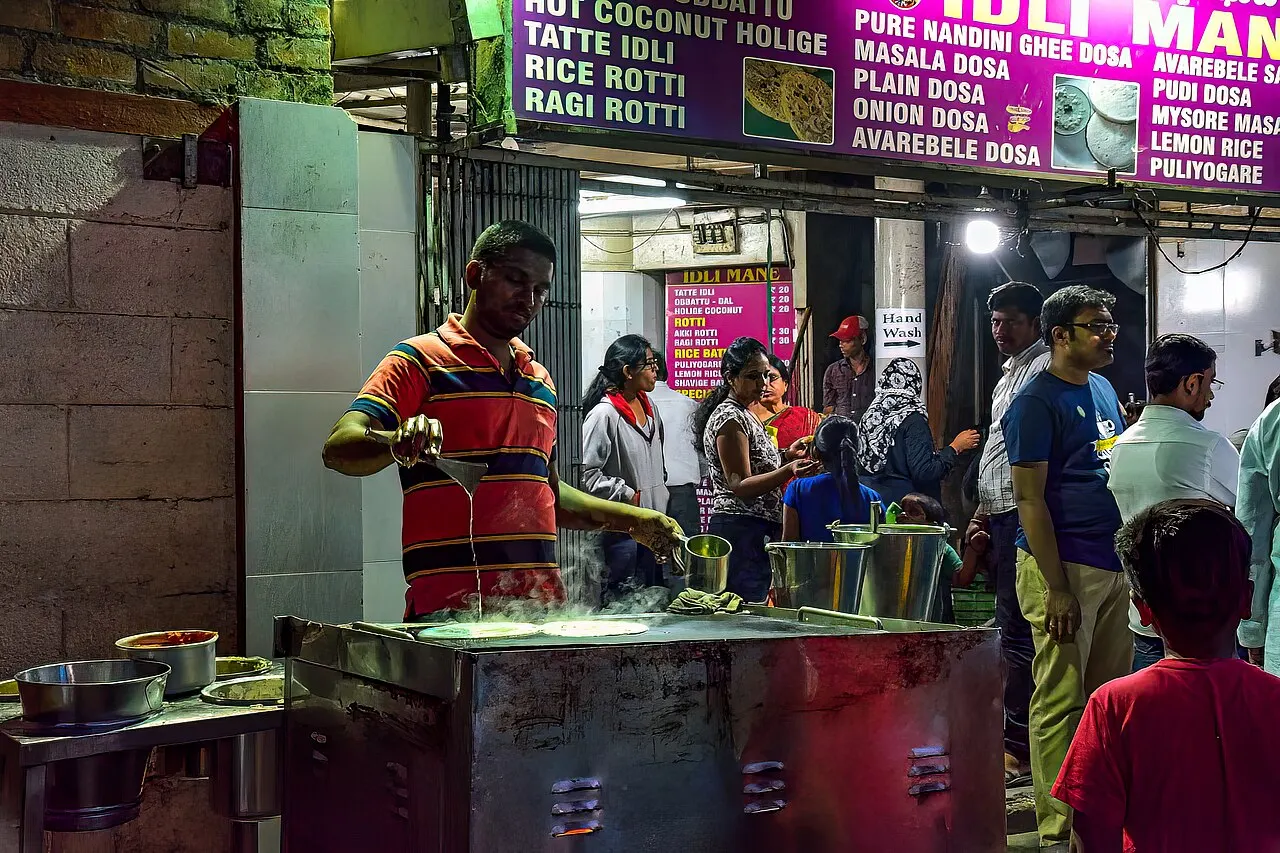 VV Puram Food Street, Bengaluru, Karnataka, India