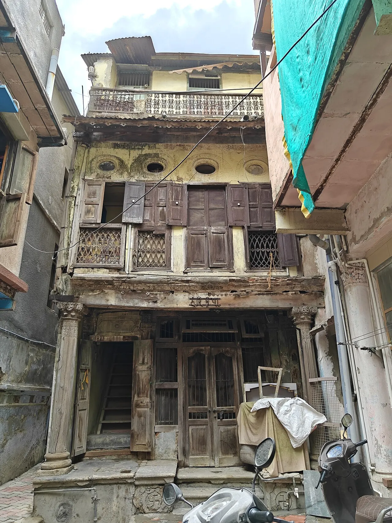 Ahmedabad Pols Heritage Walk, Ahmedabad, Gujarat, India