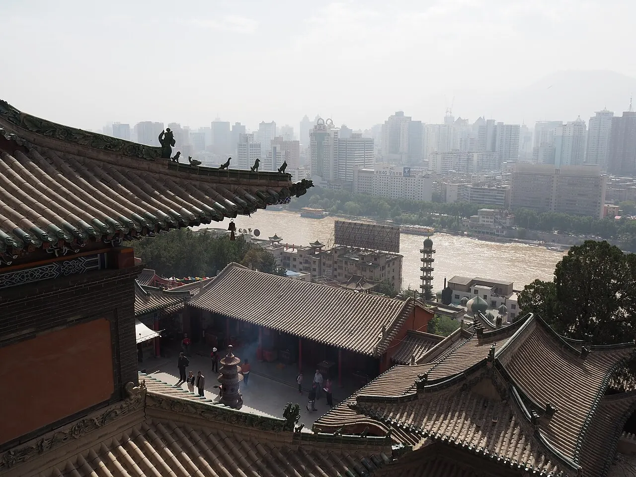 White Pagoda Mountain Park, Lanzhou, Gansu, China
