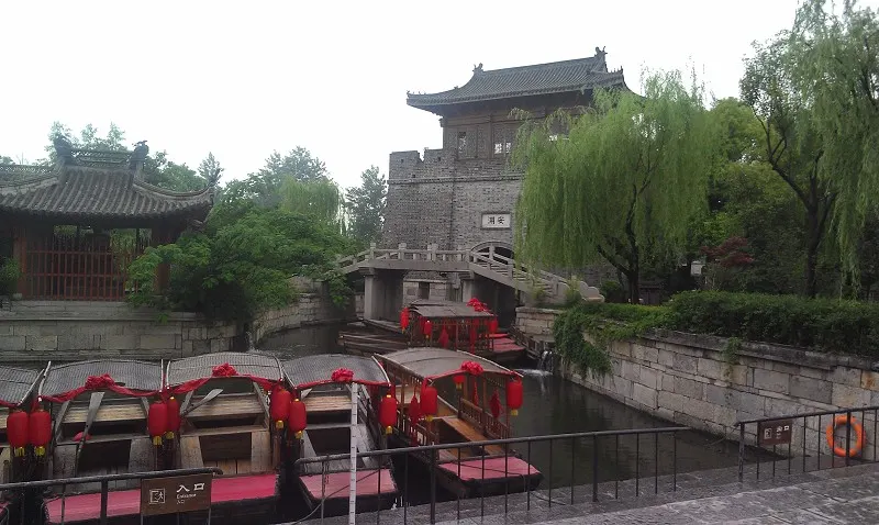 Taierzhuang Canal Night Cruise, Zaozhuang, Shandong, China