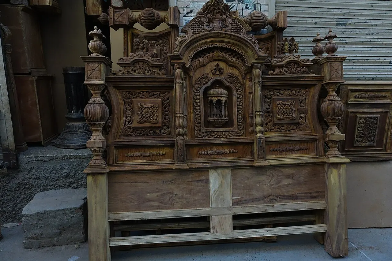 Chiniot Furniture Bazaar, Faisalabad, Punjab, Pakistan
