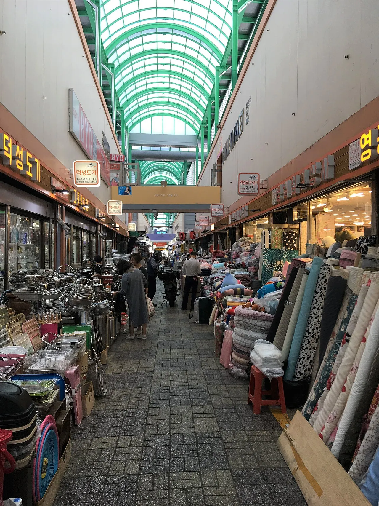 Gukje Market, Busan, Busan, South Korea