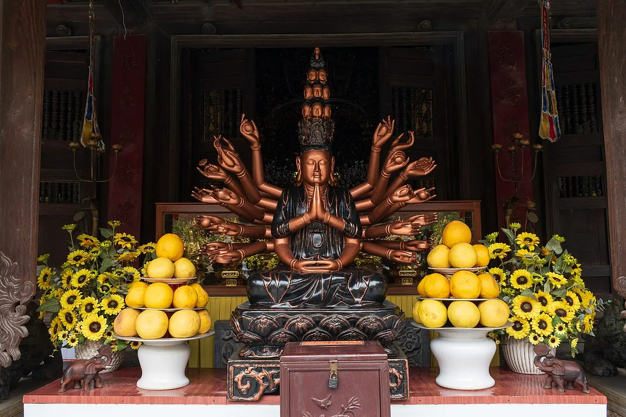 Du Hang Pagoda, Haiphong, Hai Phong, Vietnam