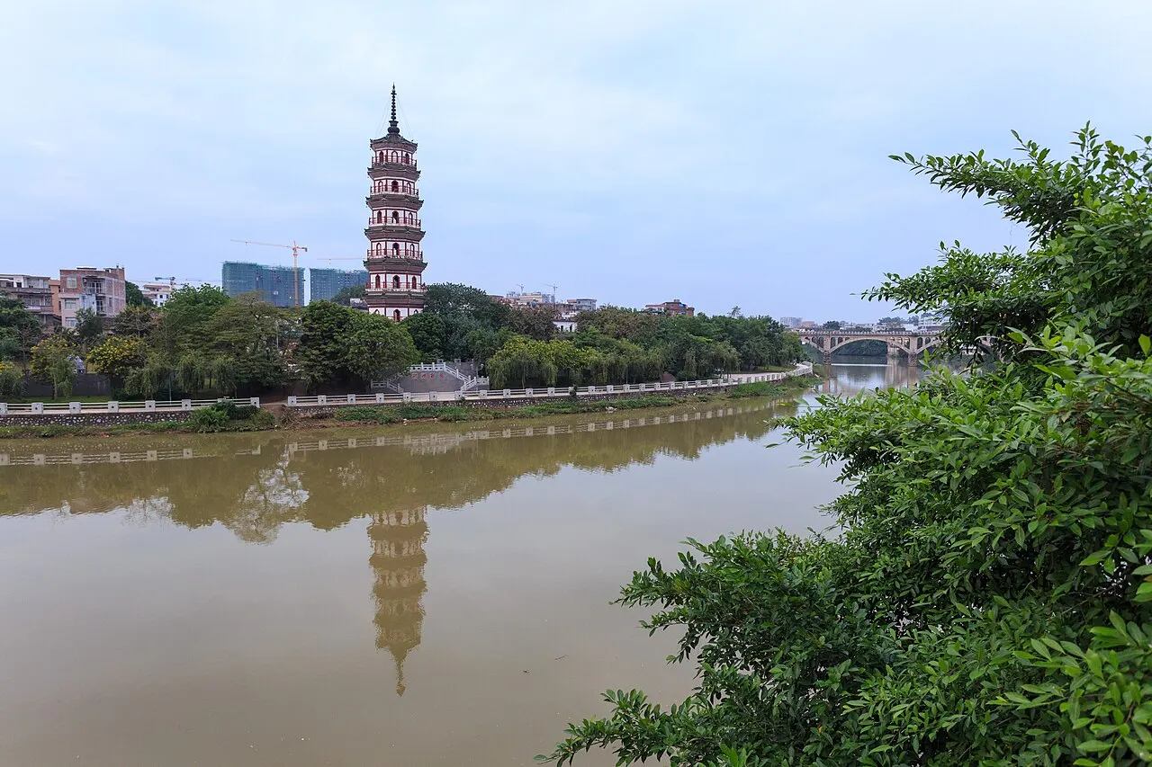 Luoding Wenta, Yunfu, Guangdong, China