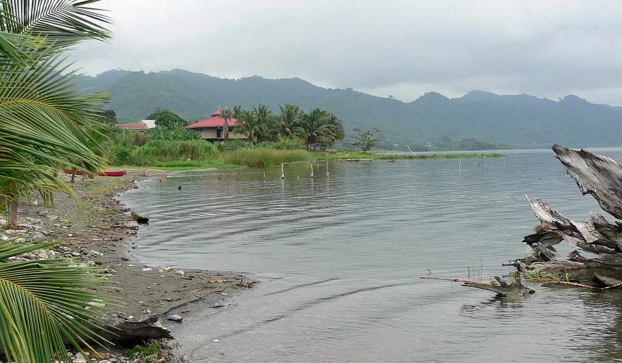 Lake Bosomtwe, Kumasi, Ashanti, Ghana