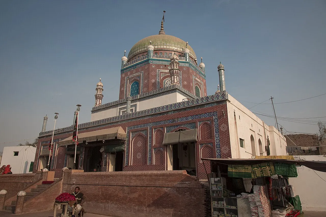 Shrine of Shah Shams Tabrez, Multan, Punjab, Pakistan