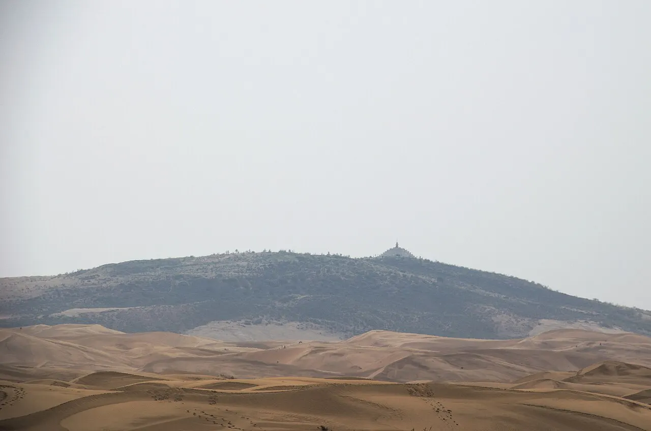 Kubuqi Desert, Ordos, Inner Mongolia, China