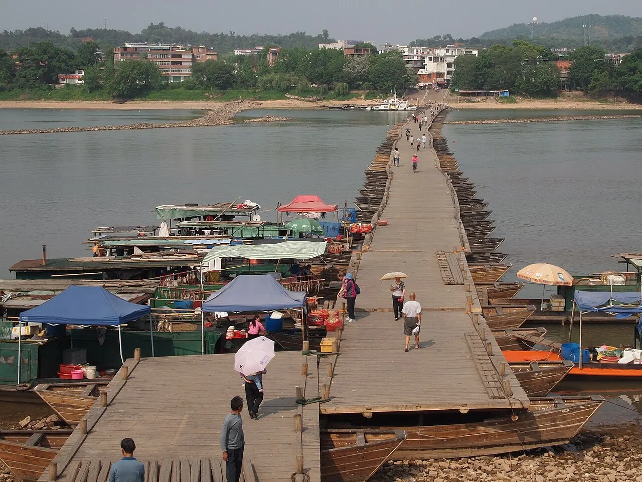 Ganzhou Pontoon Bridge, Ganzhou, Jiangxi, China