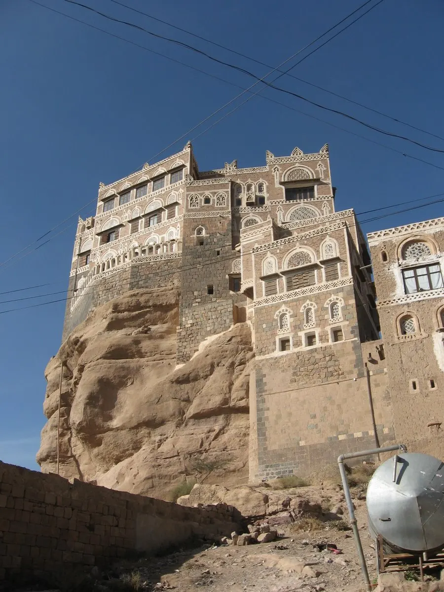 Dar al-Hajar, Sanaa, Amanat Alasimah, Yemen